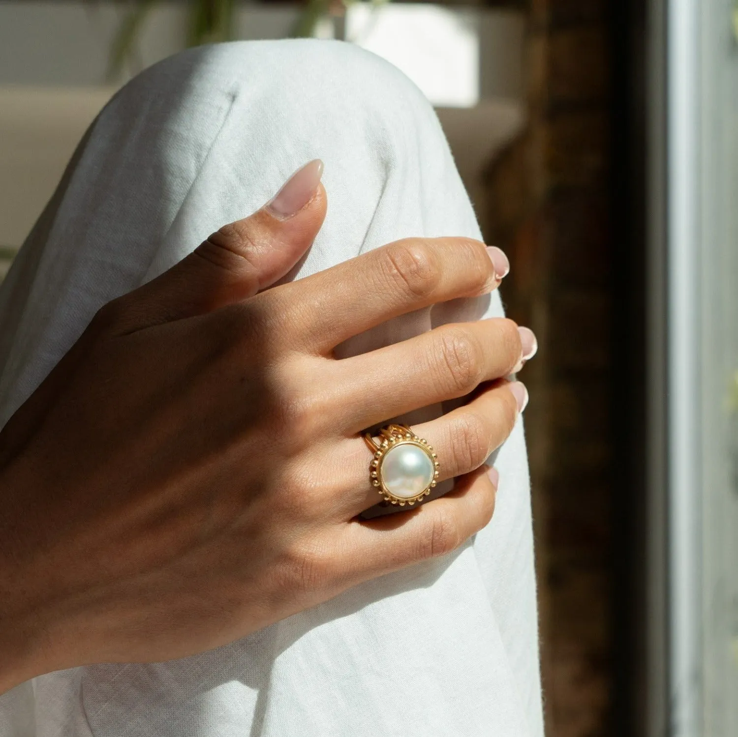 14k Gold Anemone Ring with Large Mabe Pearl