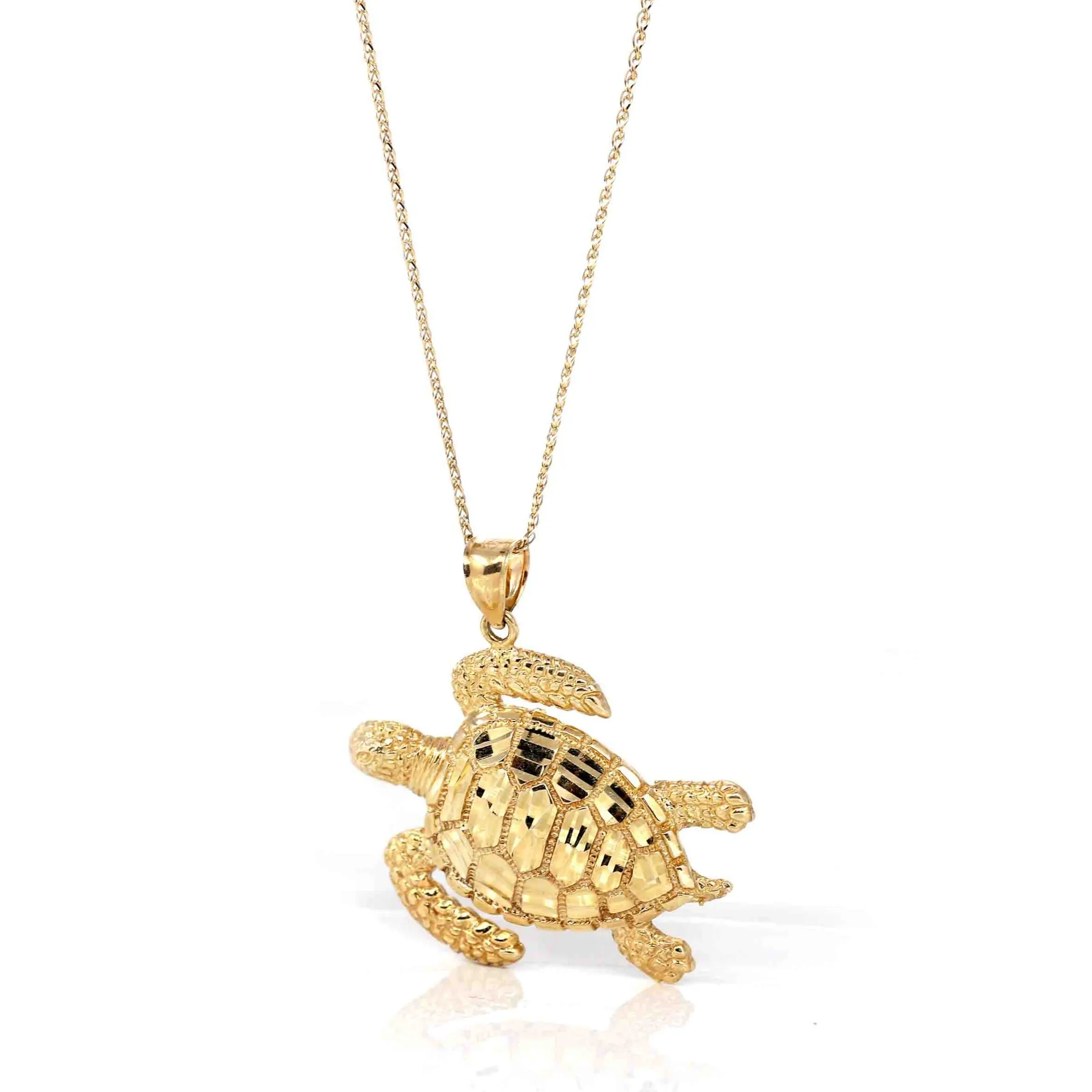 14k Yellow Gold Turtle Pendant Necklace