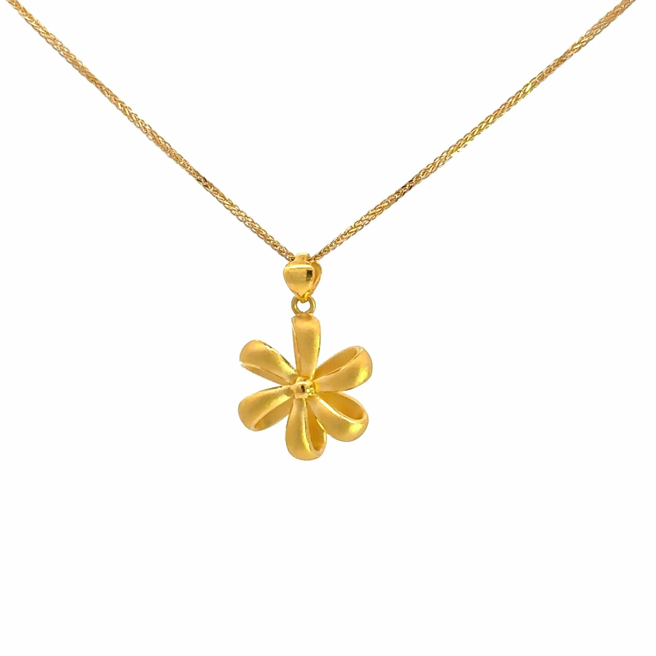 24k Yellow Gold Flower Pendant Necklace