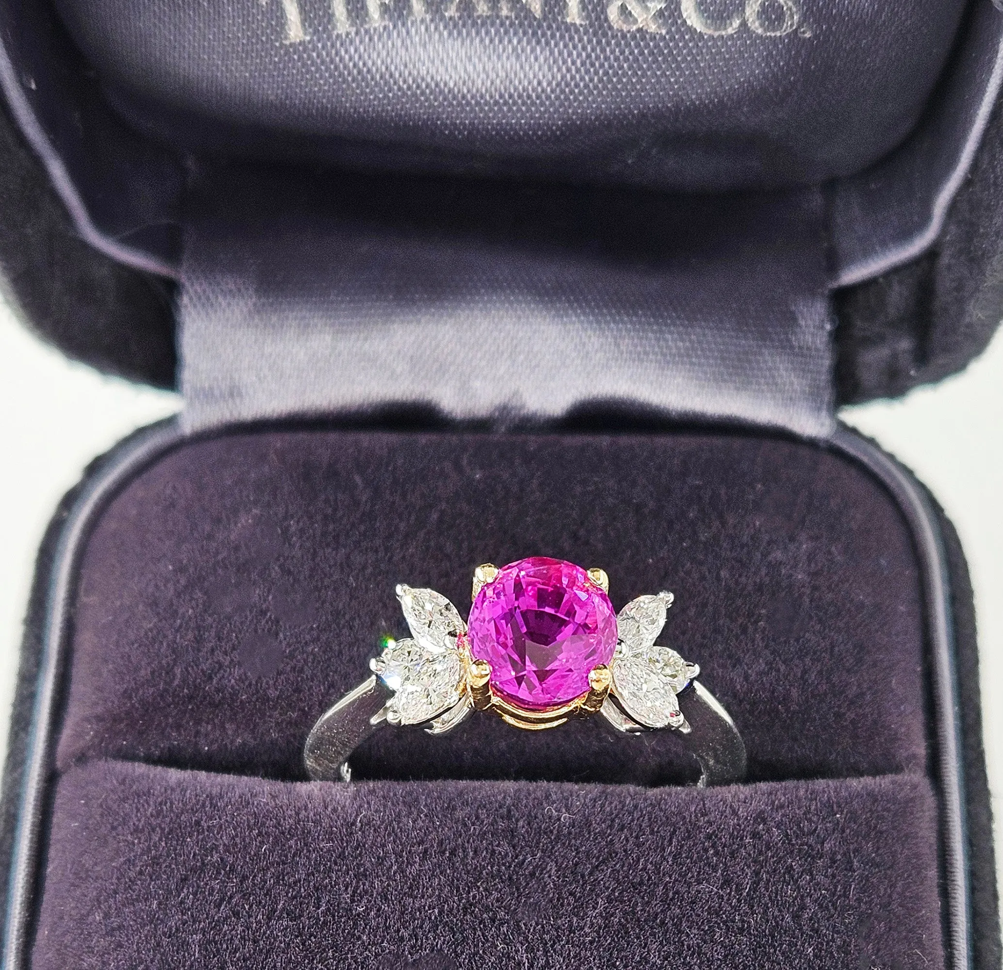 GIA Vintage TIFFANY & Co 2.60ctw Pink Sapphire and Diamond Platinum Ring