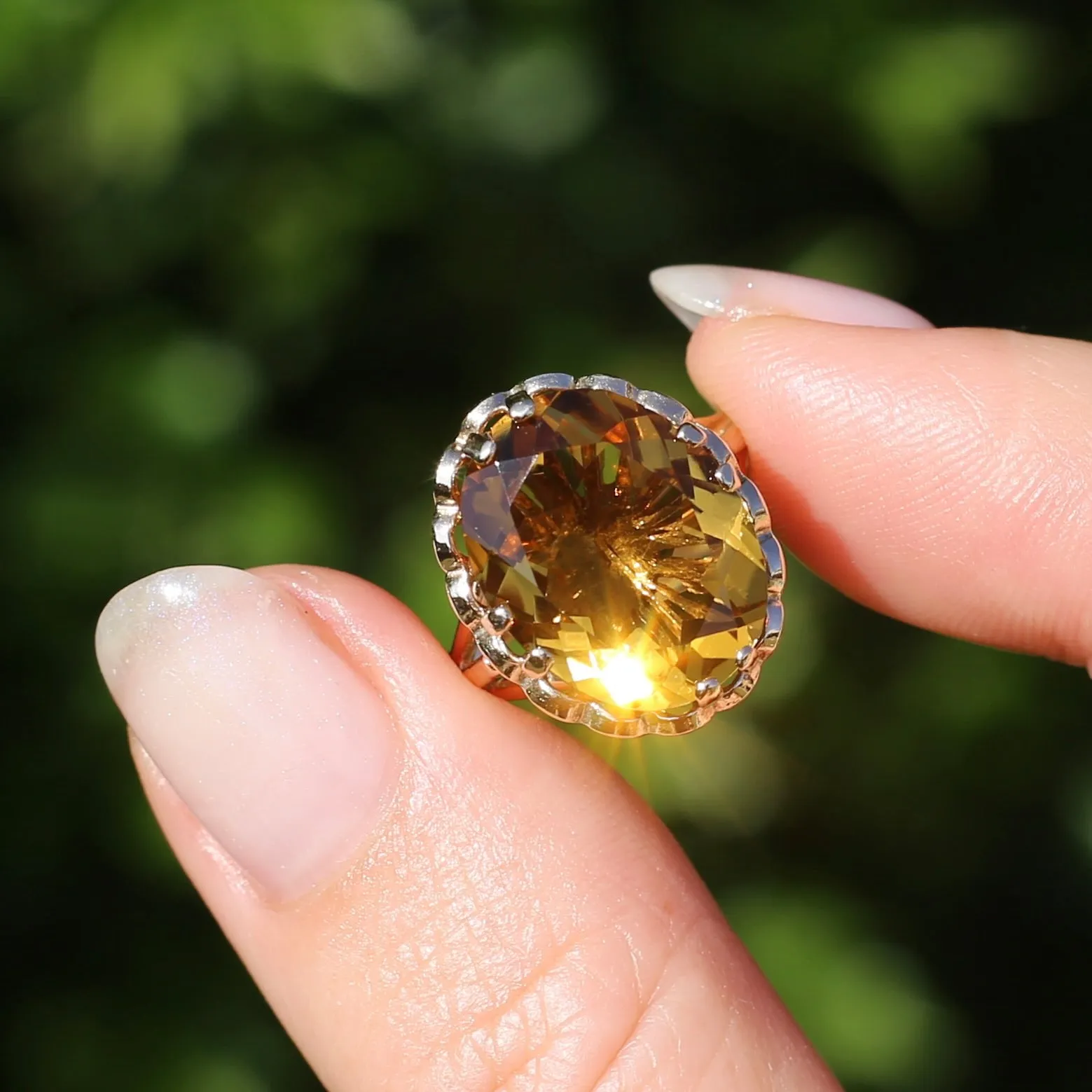 Gorgeous 1973 9ct Yellow Gold Ring with new 7.5ct Citrine Cocktail Ring, size N or 6.75