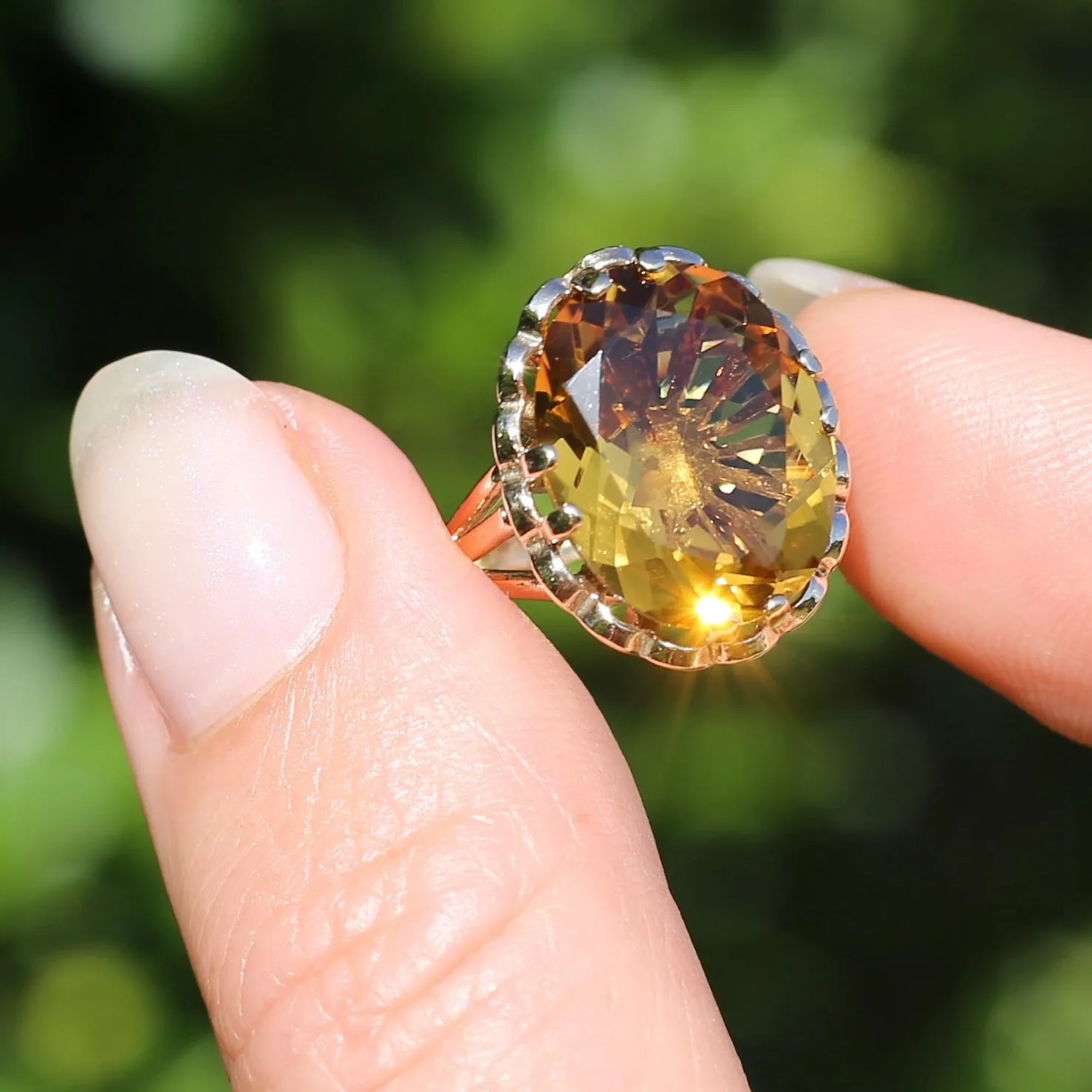 Gorgeous 1973 9ct Yellow Gold Ring with new 7.5ct Citrine Cocktail Ring, size N or 6.75