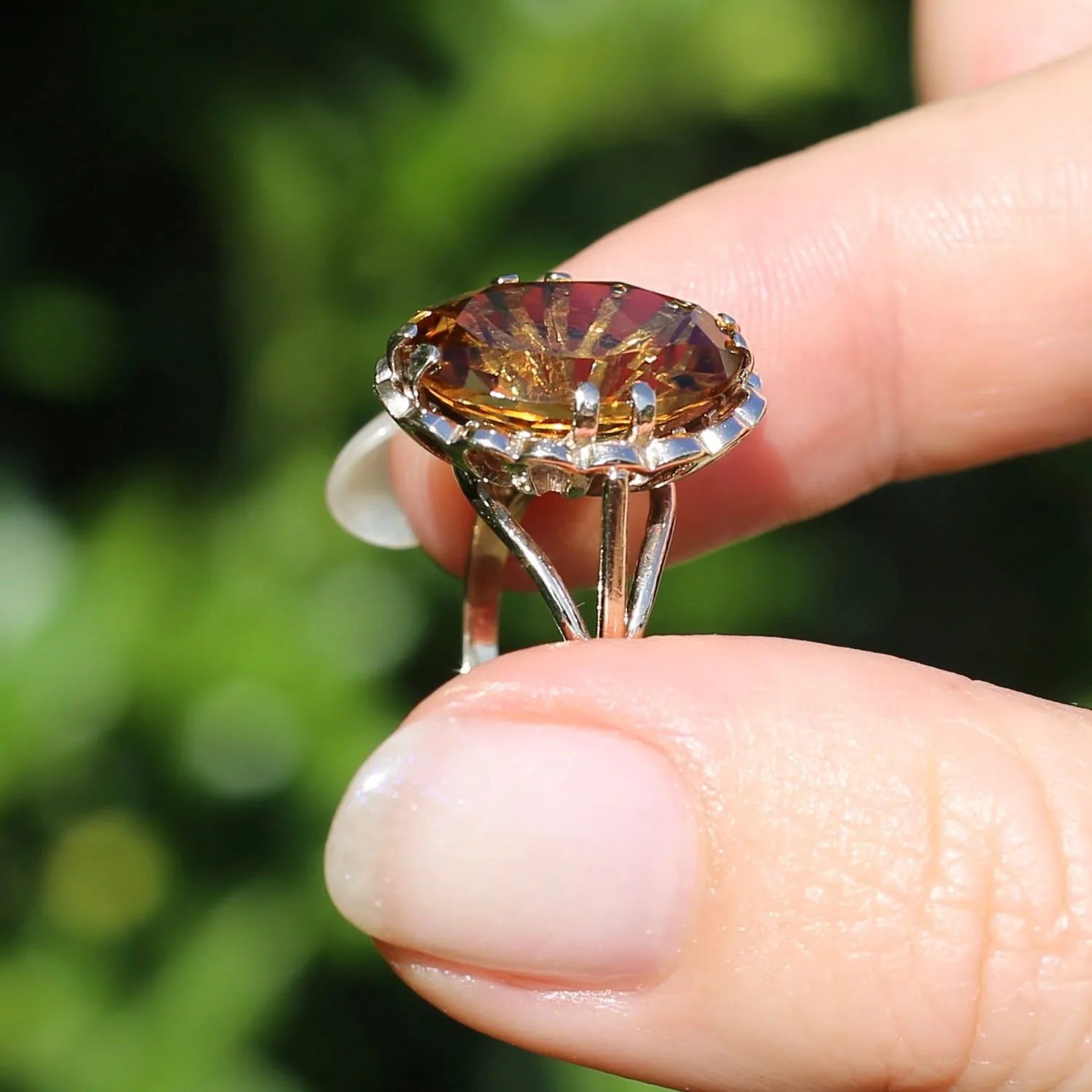 Gorgeous 1973 9ct Yellow Gold Ring with new 7.5ct Citrine Cocktail Ring, size N or 6.75