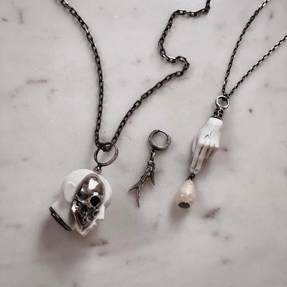 Oracle Skull pendant - white