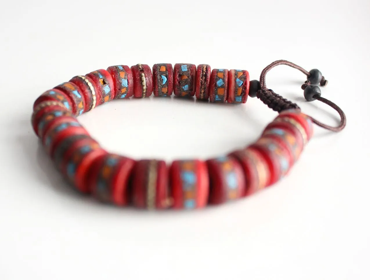 Red Inlaid Flat Bone Beads Bracelet