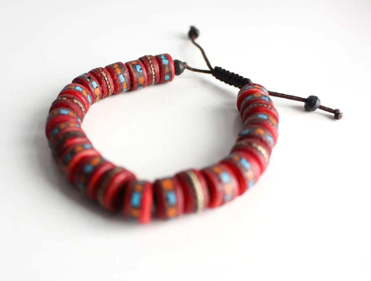 Red Inlaid Flat Bone Beads Bracelet