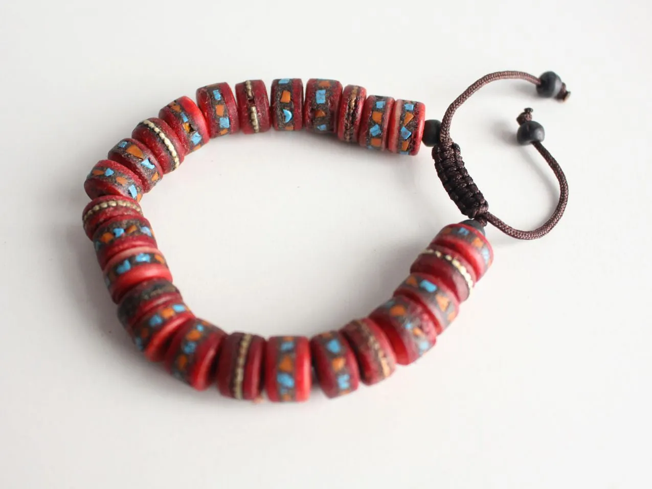 Red Inlaid Flat Bone Beads Bracelet