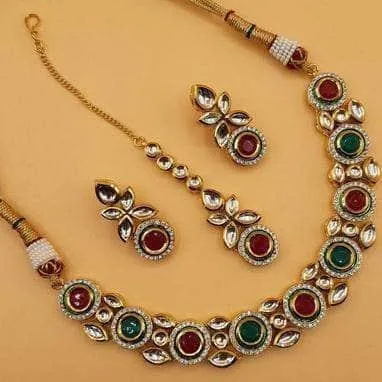 Round Stone Ad Kundan Simple Set