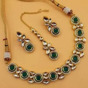 Round Stone Ad Kundan Simple Set