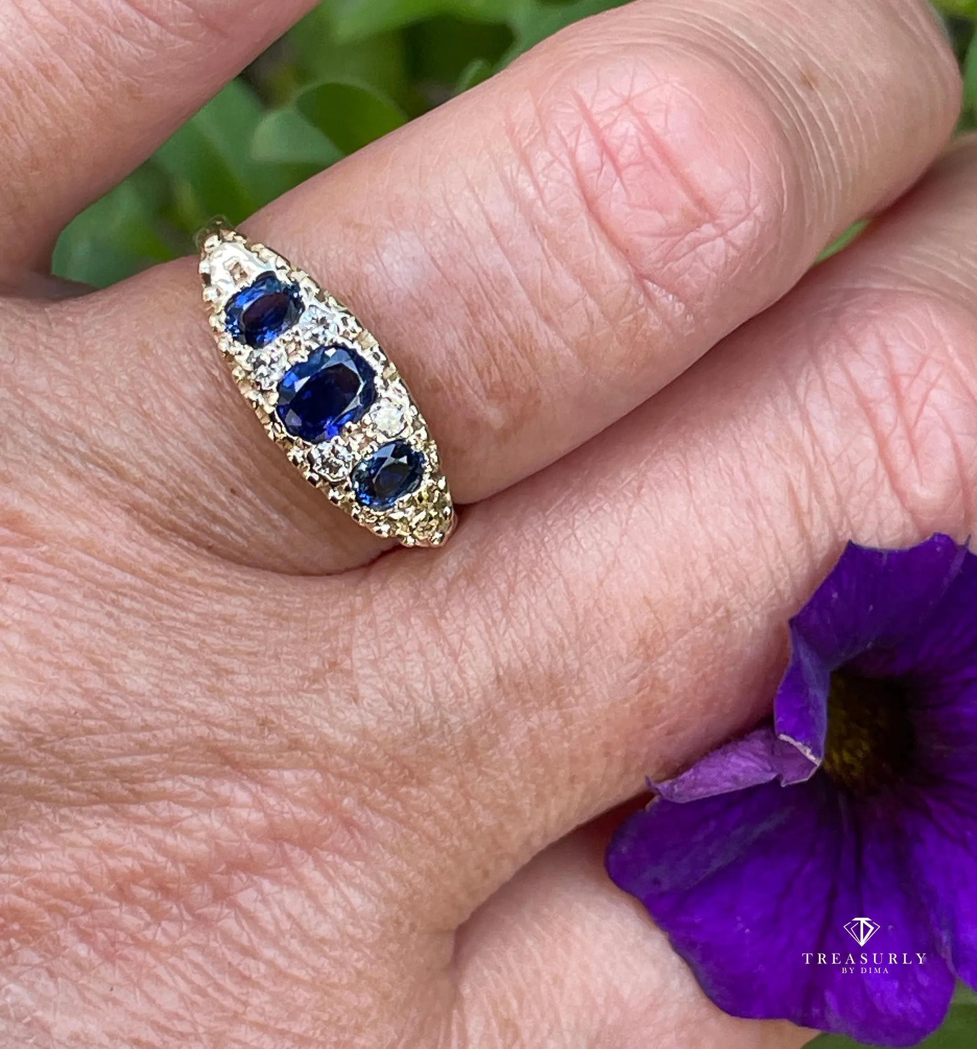 Victorian Revival 1.09ct Vintage GIA Blue Sapphire & Diamond Trilogy 16k Gold Ring