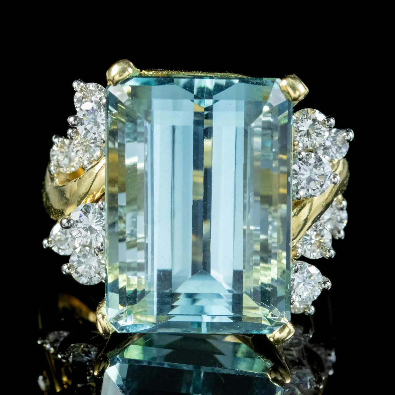 Vintage Aquamarine Diamond Cocktail Ring 17ct Aqua