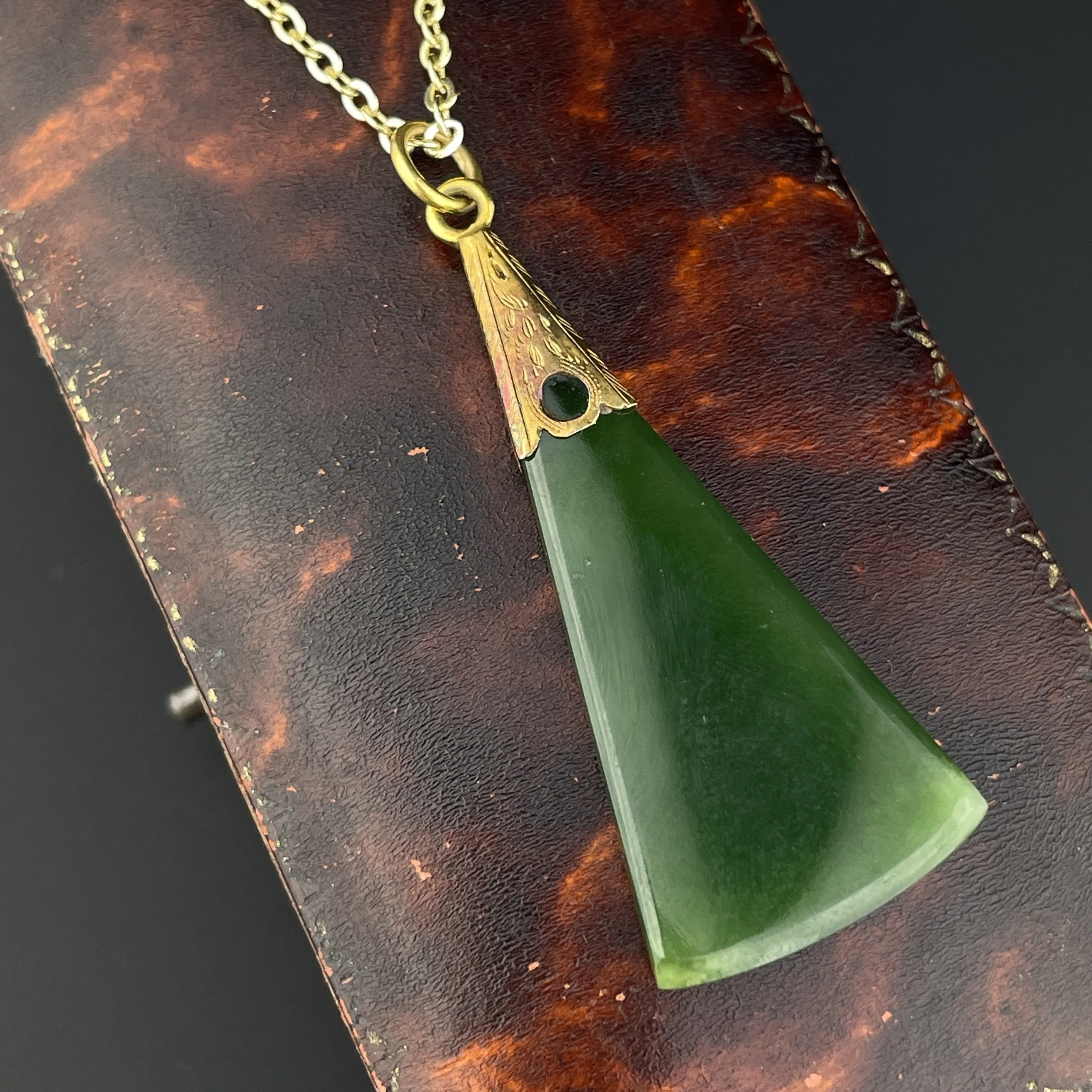 Vintage Edwardian Maori Pounamu New Zealand Jade Pendant Necklace