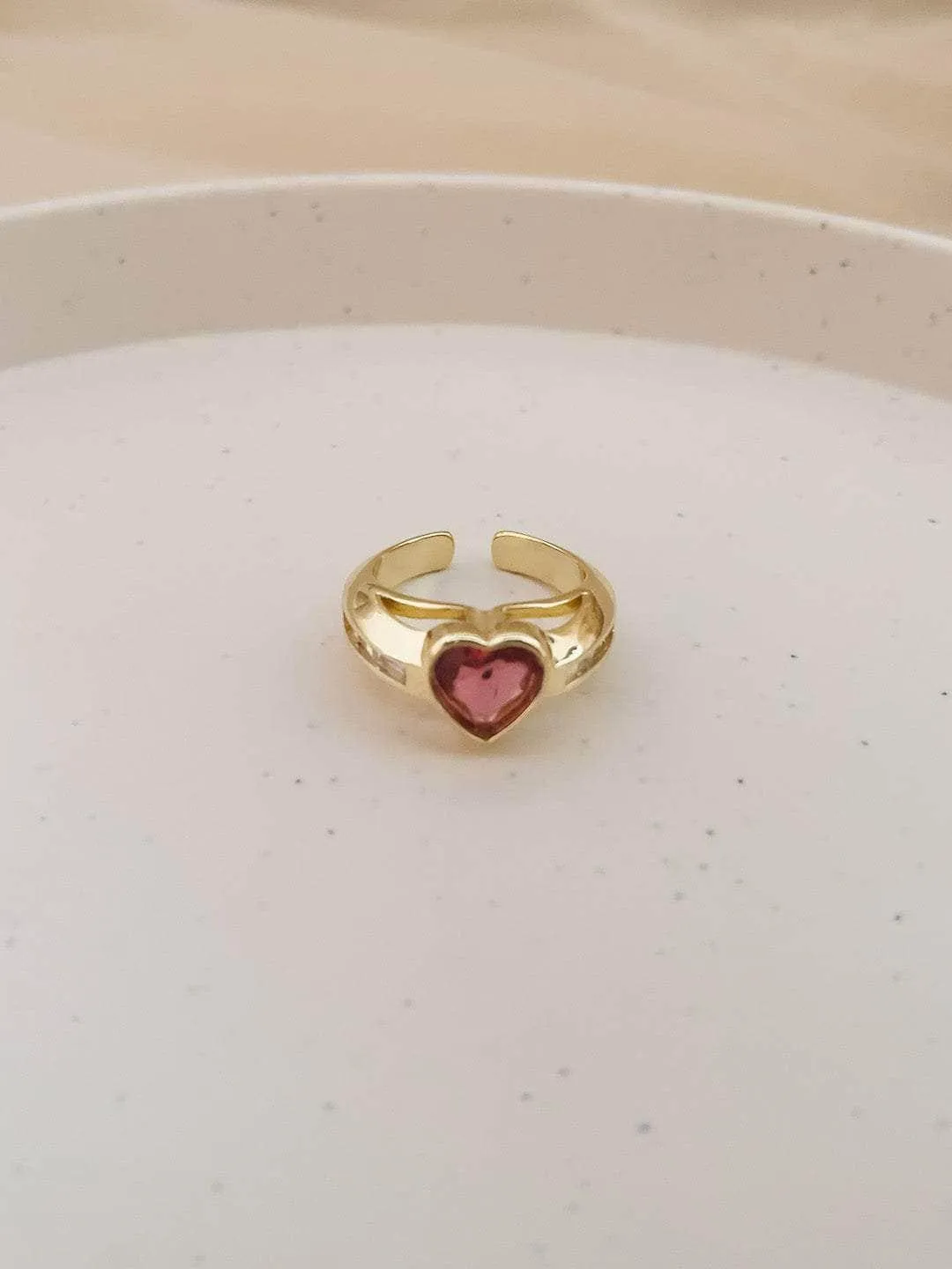 Vintage Style Heart Shape Ring